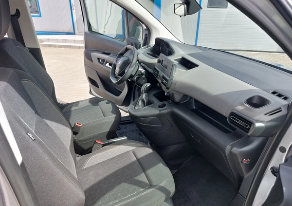 Peugeot Rifter cena 59999 przebieg: 100000, rok produkcji 2020 z Nowe Warpno małe 326